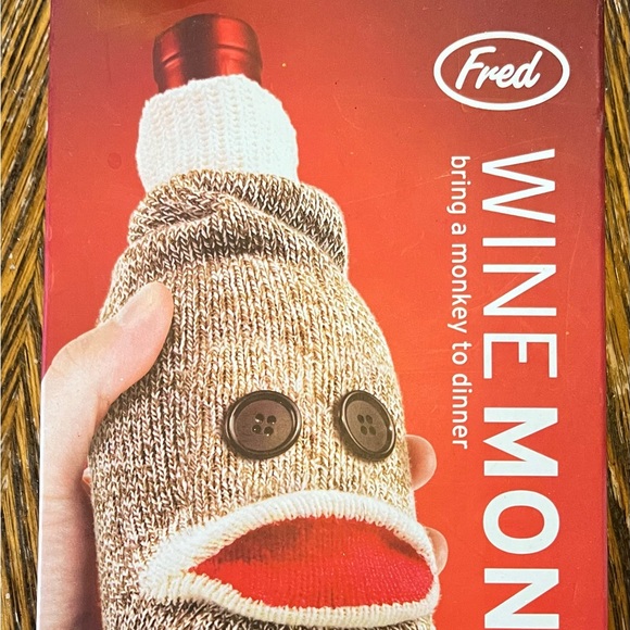 FRED Wine Monkey Wine Bottle Gift Cover NIB - Picture 1 of 2